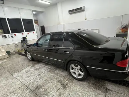 Mercedes-Benz E 320 1998 года за 3 200 000 тг. в Астана – фото 13