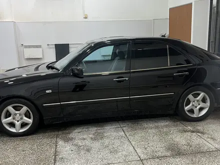 Mercedes-Benz E 320 1998 года за 3 200 000 тг. в Астана – фото 4