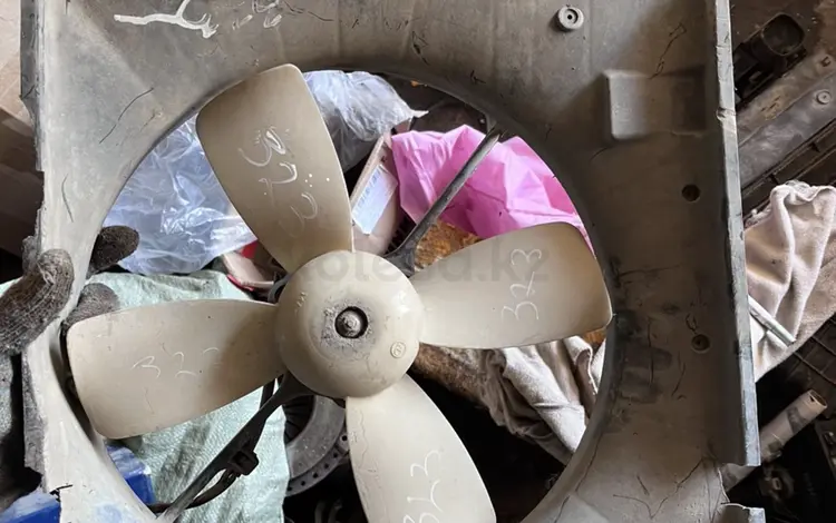 Вентилятор охлаждения основного радиатор Mazda 323 by за 10 000 тг. в Костанай