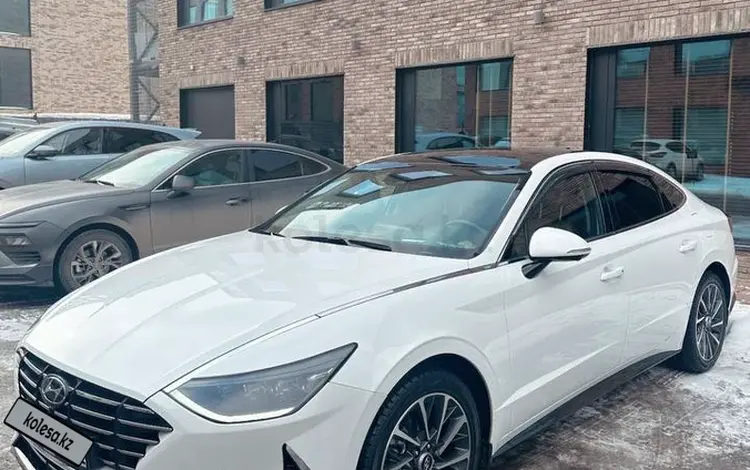 Hyundai Sonata 2022 года за 13 500 000 тг. в Алматы