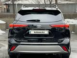 Toyota Highlander 2020 года за 23 000 000 тг. в Алматы – фото 5
