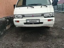 Mitsubishi L300, 1994