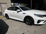 Kia Optima 2020 года за 9 300 000 тг. в Шымкент – фото 2