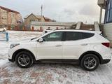 Hyundai Santa Fe 2016 года за 11 269 000 тг. в Атырау – фото 2