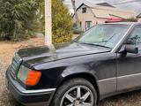 Mercedes-Benz E 230 1992 годаүшін1 400 000 тг. в Актобе – фото 2