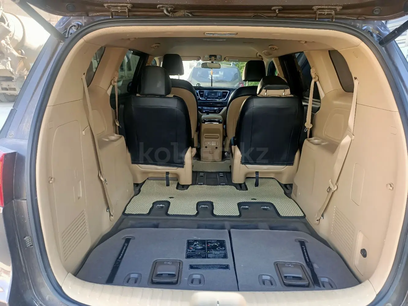 Kia Carnival, 2016