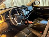 Toyota Highlander 2017 годаүшін12 500 000 тг. в Атырау – фото 5