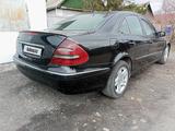 Mercedes-Benz E 200 2004 года за 4 500 000 тг. в Караганда – фото 4