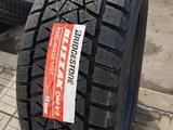 Япония Bridgestone blizzak DMV2 285/45 R22 за 390 000 тг. в Алматы – фото 2