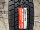 Япония Bridgestone blizzak DMV2 285/45 R22 за 390 000 тг. в Алматы