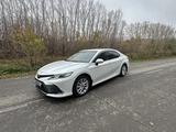 Toyota Camry 2023 года за 17 000 000 тг. в Усть-Каменогорск – фото 5