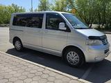 Volkswagen Caravelle 2006 года за 6 700 000 тг. в Астана – фото 2