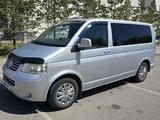 Volkswagen Caravelle 2006 года за 6 700 000 тг. в Астана