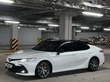 Toyota Camry 2021 года за 15 500 000 тг. в Алматы – фото 5