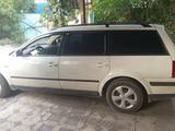 Volkswagen Passat 1998 годаүшін1 600 000 тг. в Тараз