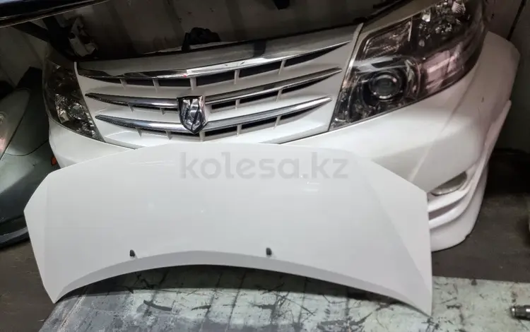 Капот на Toyota Alphard 2007 за 20 000 тг. в Алматы