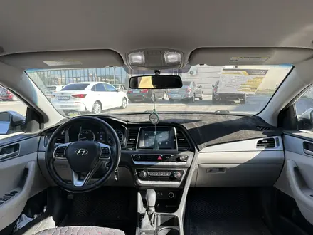 Hyundai Sonata 2018 года за 7 300 000 тг. в Тараз – фото 20