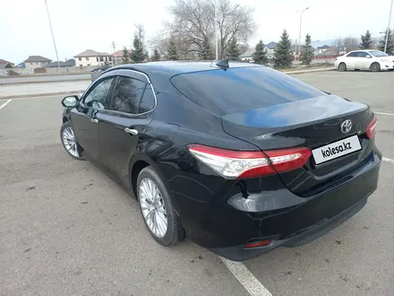 Toyota Camry 2018 года за 14 400 000 тг. в Талдыкорган – фото 16