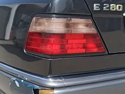 Mercedes-Benz E 280 1994 года за 2 500 000 тг. в Алматы – фото 7