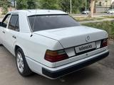 Mercedes-Benz E 230 1992 года за 1 300 000 тг. в Алматы – фото 4