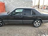 Mercedes-Benz E 220 1991 года за 1 000 000 тг. в Алматы – фото 2