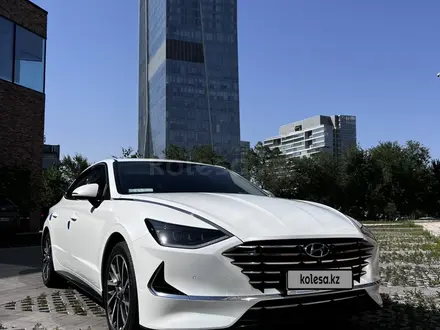 Hyundai Sonata 2021 года за 14 000 000 тг. в Алматы – фото 6