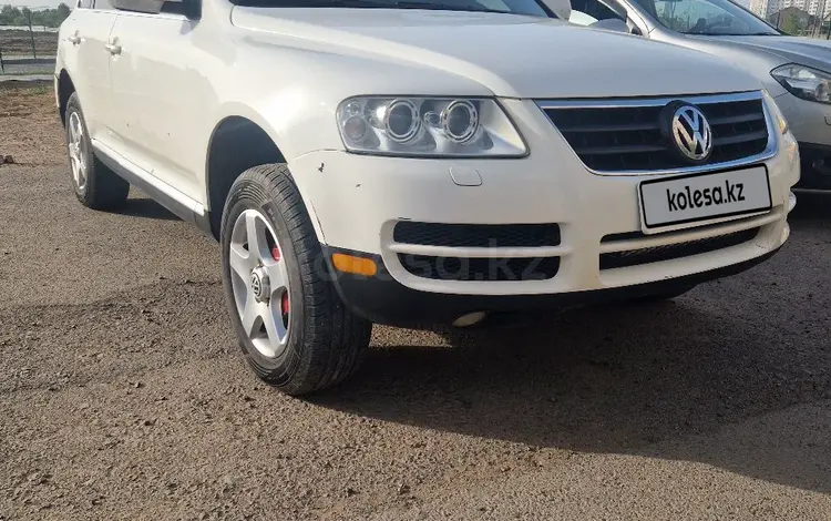 Volkswagen Touareg 2005 года за 4 000 000 тг. в Астана