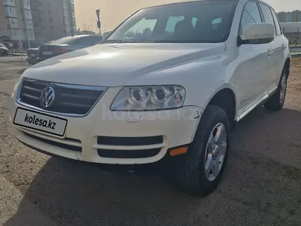 Volkswagen Touareg 2005 года за 4 000 000 тг. в Астана – фото 5