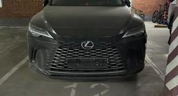 Lexus RX 500h 2022 годаүшін32 000 000 тг. в Астана