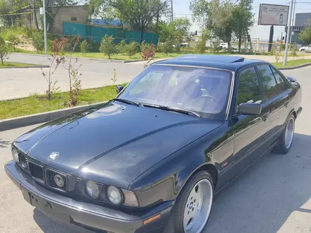 BMW 540 1995 года за 5 100 000 тг. в Шымкент – фото 2