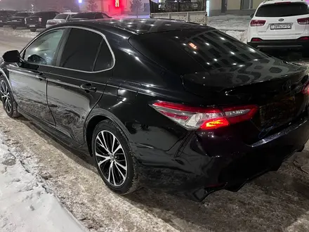 Toyota Camry 2018 года за 12 700 000 тг. в Астана – фото 4