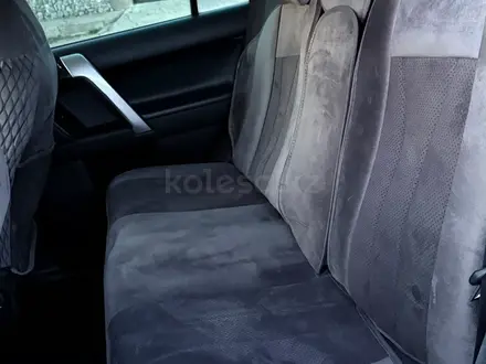 Toyota Land Cruiser Prado 2018 года за 21 500 000 тг. в Алматы – фото 14