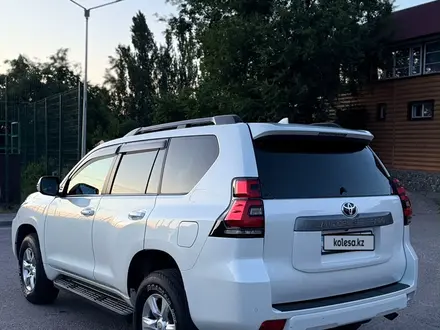 Toyota Land Cruiser Prado 2018 года за 21 500 000 тг. в Алматы – фото 3