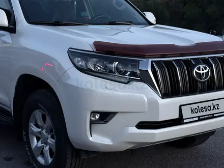 Toyota Land Cruiser Prado 2018 года за 21 500 000 тг. в Алматы – фото 8