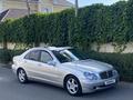 Mercedes-Benz C 240 2001 года за 3 650 000 тг. в Актау – фото 2