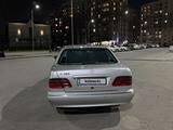 Mercedes-Benz E 320 2001 года за 5 200 000 тг. в Шымкент – фото 4