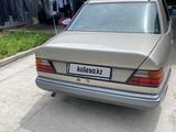 Mercedes-Benz E 200 1987 годаүшін1 100 000 тг. в Алматы