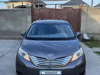 Toyota Sienna 2010 годаfor10 000 000 тг. в Астана