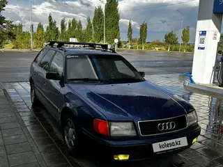 Audi 100
