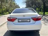 Toyota Camry 2015 года за 9 950 000 тг. в Алматы – фото 4