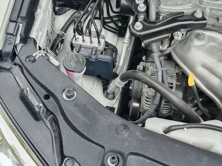Toyota Camry 2017 года за 12 000 000 тг. в Актау – фото 4