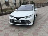 Toyota Camry 2020 года за 15 500 000 тг. в Тараз – фото 4