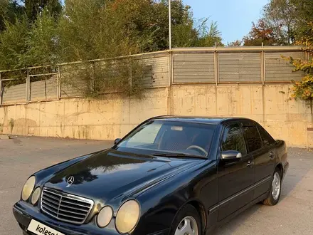 Mercedes-Benz E 320 2001 года за 4 300 000 тг. в Алматы – фото 5