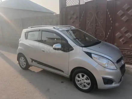 Chevrolet Spark 2010 года за 2 850 000 тг. в Шымкент – фото 2