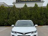 Toyota Camry 2024 года за 15 380 000 тг. в Алматы – фото 3