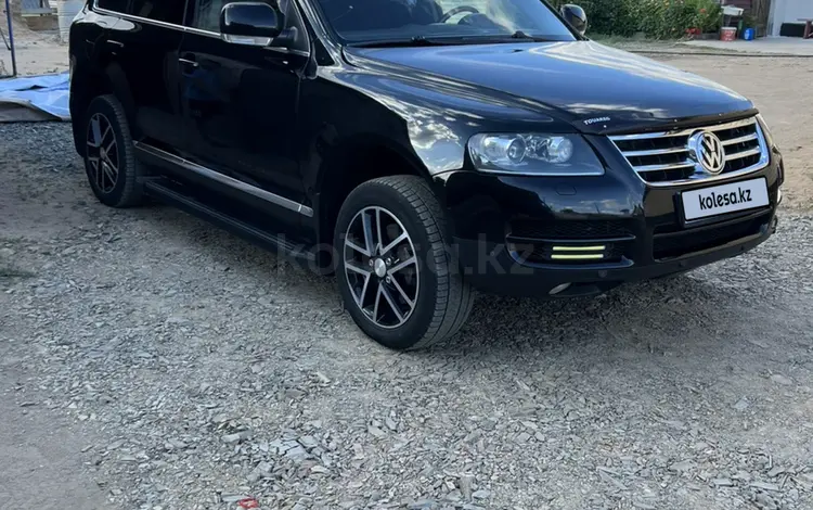 Volkswagen Touareg 2006 года за 5 400 000 тг. в Караганда