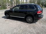 Volkswagen Touareg 2006 года за 5 400 000 тг. в Караганда – фото 3