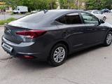 Hyundai Elantra 2019 года за 7 950 000 тг. в Тараз – фото 4