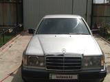 Mercedes-Benz E 230 1991 года за 2 100 000 тг. в Алматы – фото 4