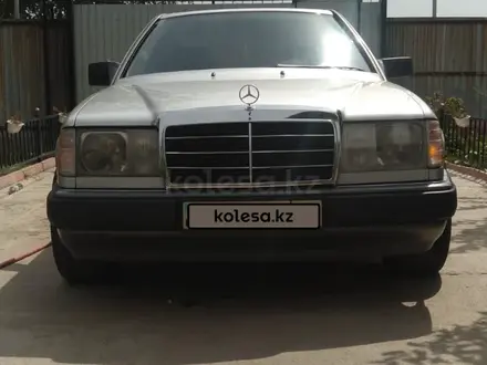 Mercedes-Benz E 230 1991 года за 2 100 000 тг. в Алматы – фото 7